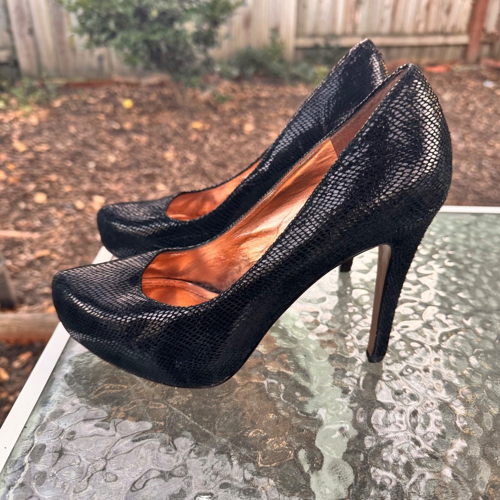 Bcbgeneration Black Snakeskin Embossed Platform P… - image 5